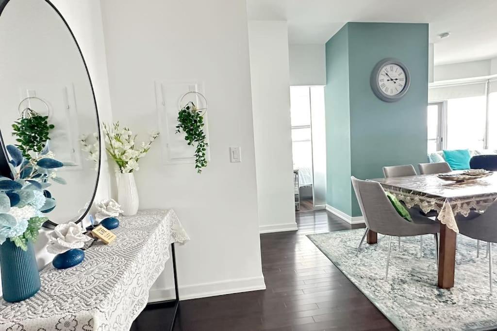 New Superior Lakeview Luxury Top Floor 3-Bedroom Suite On 48Th Floor Toronto Kültér fotó