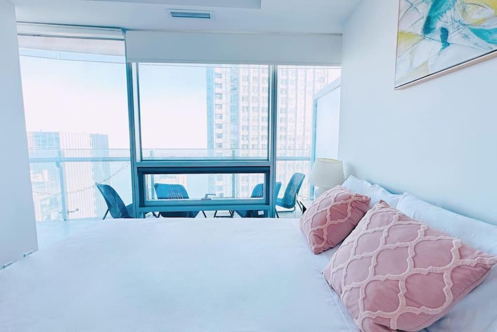 New Superior Lakeview Luxury Top Floor 3-Bedroom Suite On 48Th Floor Toronto Kültér fotó