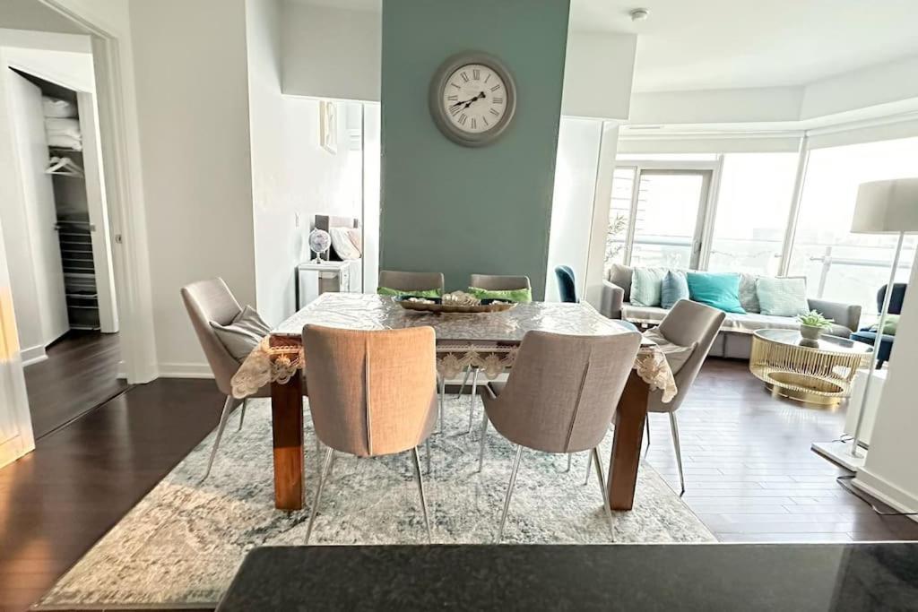 New Superior Lakeview Luxury Top Floor 3-Bedroom Suite On 48Th Floor Toronto Kültér fotó