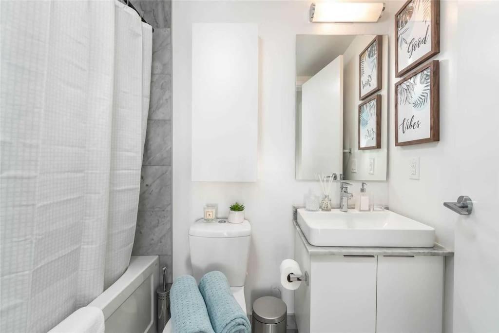 New Superior Lakeview Luxury Top Floor 3-Bedroom Suite On 48Th Floor Toronto Kültér fotó