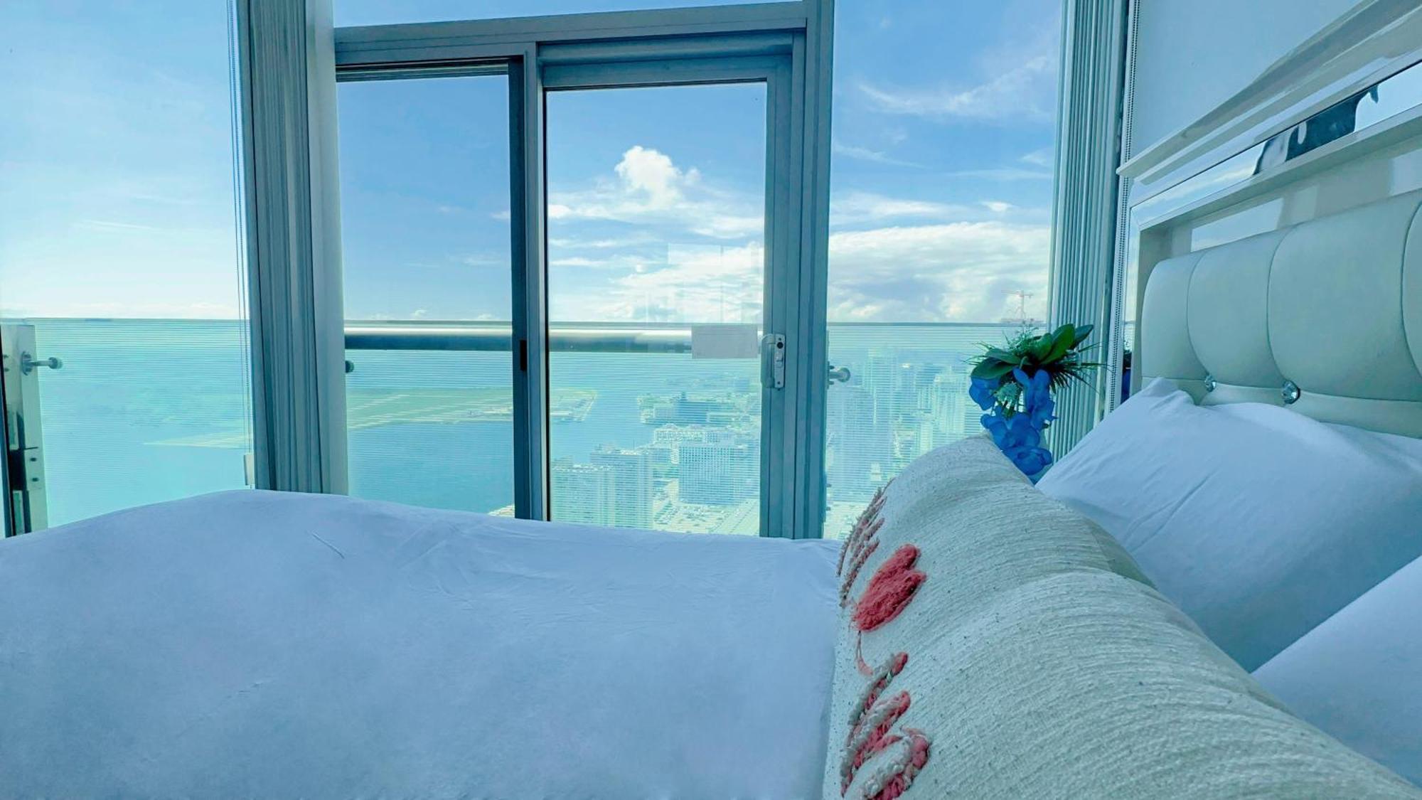 New Superior Lakeview Luxury Top Floor 3-Bedroom Suite On 48Th Floor Toronto Kültér fotó